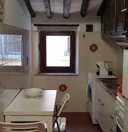 Apartment In Castello Castagneto Carducci