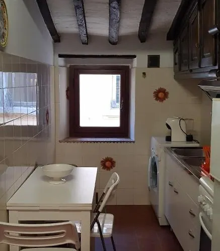 아파트 In Castello 카스타니에토카르두치